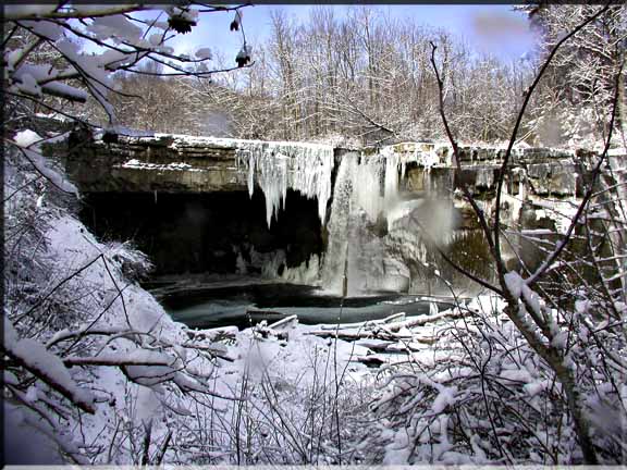 Ludlowville Falls is easy to get to, even in the Snow.